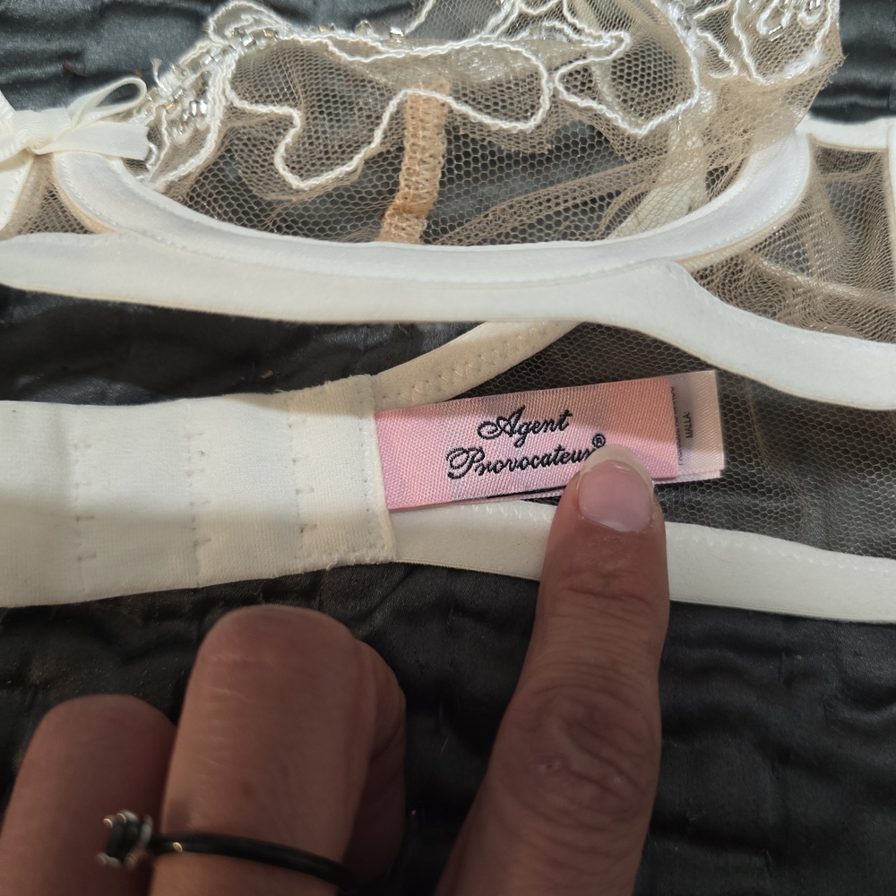 Agent Provocateur Sheer Lace Bra in Cream - Picture 4 of 5